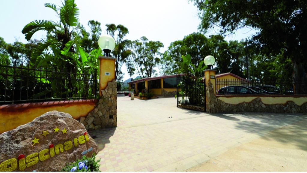 Villaggio Piscina Rei Monte Nai Exterior foto